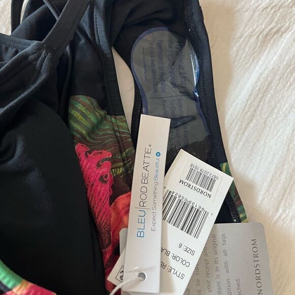 Bleu Rod Beattie Return to Rio Keyhole One Piece - Black Multi Size 6 NWT - Picture 8 of 8